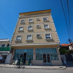 https://hotel-tosi.hotels-in-tirana.com